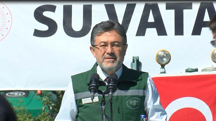 '25 treyler çekicisi ve 2 yüzer paletli amfibik ekskavatörü envantere kazandırıldı'