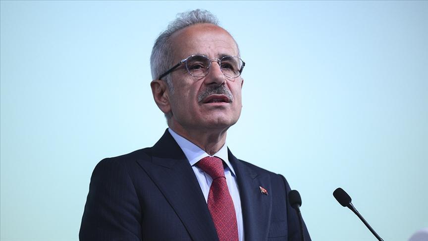 4 ülkeye uçuş erteleme sürecek mi? Bakan Uraloğlu açıkladı