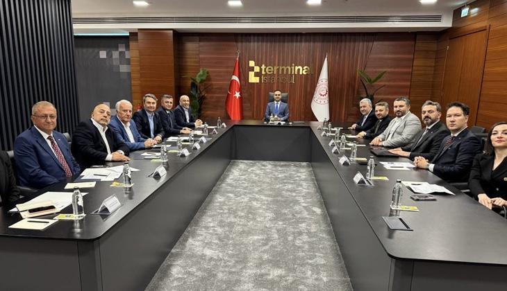 Bakan Kacır, TİM Başkanı Gültepe ve Sanayi Kurulu üyeleri ile görüştü