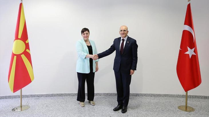 Bakan Şimşek, Kuzey Makedonyalı mevkidaşı ile bir araya geldi