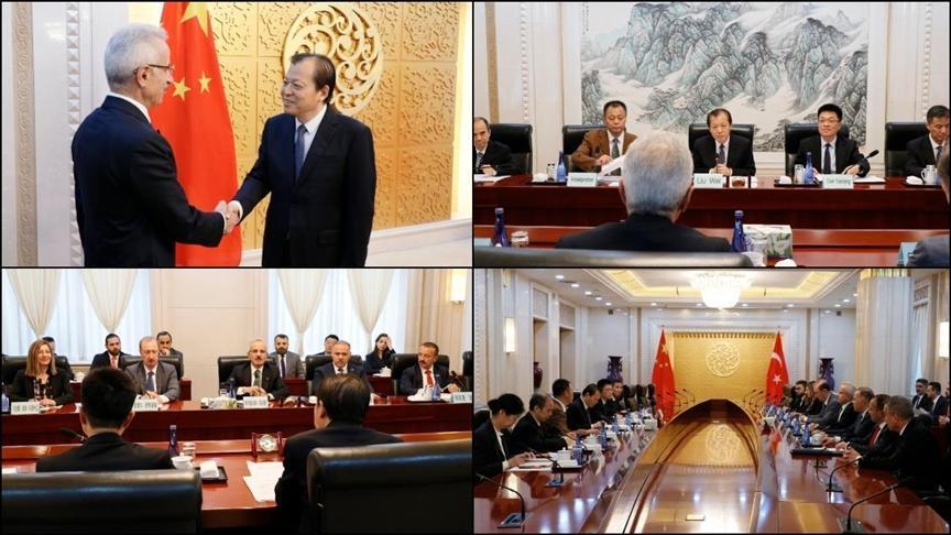 Bakan Uraloğlu, Çin Ulaştırma Bakanı Liu Vey ile görüştü