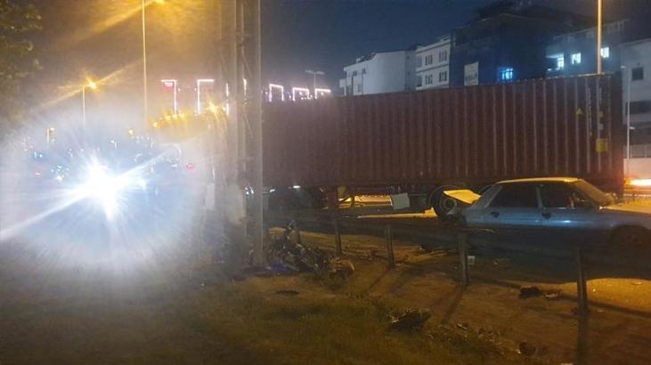 Beylikdüzü’nde TIR faciası! Ortalık savaş alanına döndü: 1 ölü, 2 yaralı