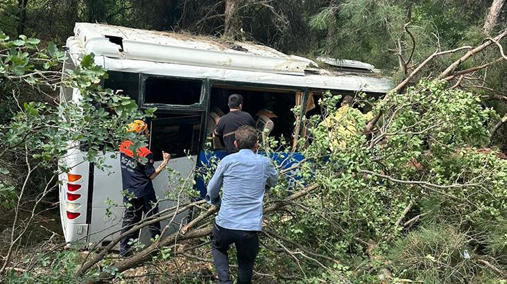 Eskişehir'da midibüs şarampole uçtu: 28 yaralı
