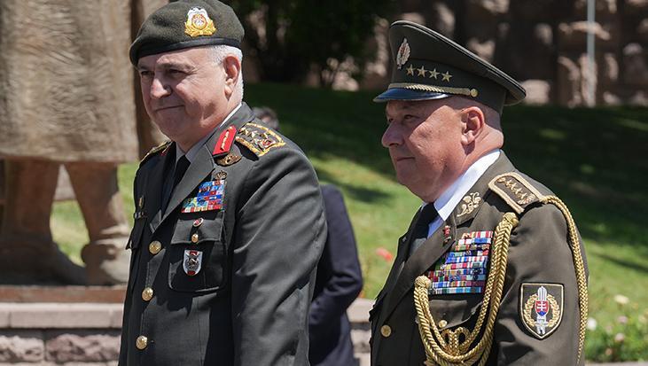 Genelkurmay Başkanı Orgeneral Gürak, Slovak mevkidaşı ile görüştü