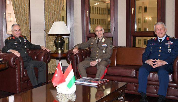 Genelkurmay Başkanı Orgeneral Metin Gürak, Macar komutanlarla bir araya geldi