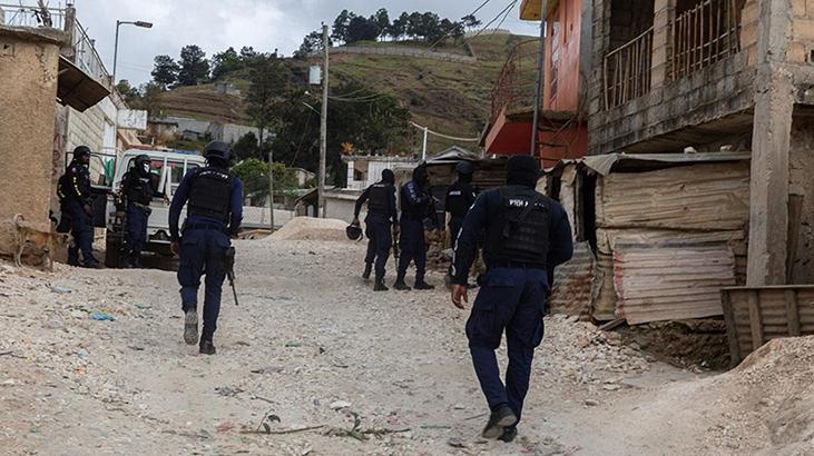 Haiti'de silahlı çete kasabaya saldırdı: 50 ölü