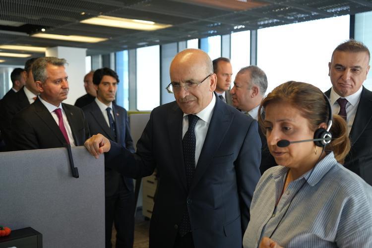 Hazine ve Maliye Bakanı Şimşek, VİMER'i ziyaret etti