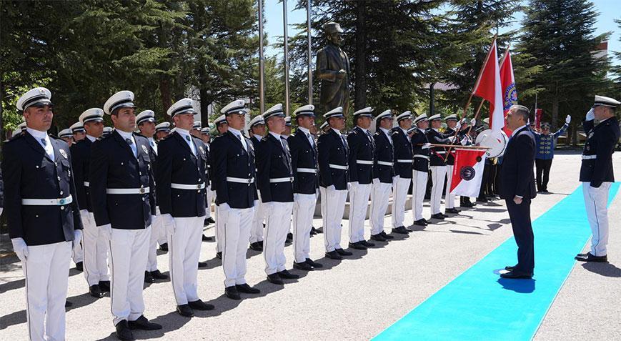 İçişleri Bakanı Yerlikaya Polis Akademisi öğrencileri ile bir araya geldi