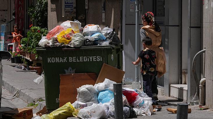 İşçiler greve gitti, şehir çöp kente dönüştü