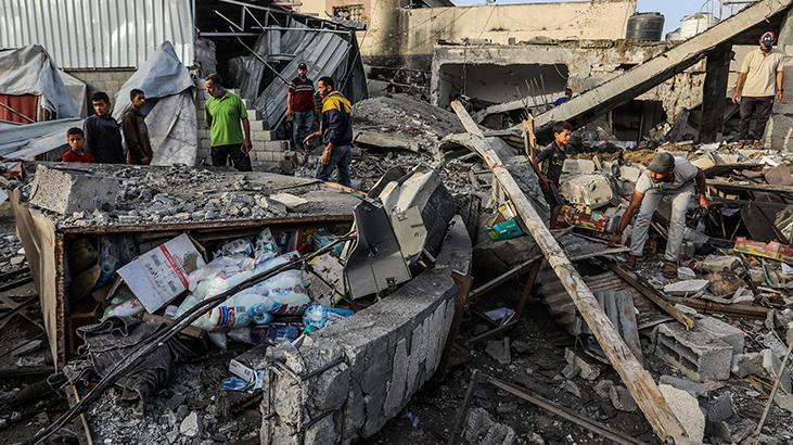 İsrail'in Gazze Şeridi'ne saldırılarında son 24 saatte 60 kişi hayatını kaybetti