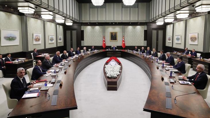 Kabine toplanıyor! Masadaki 2 kritik konu
