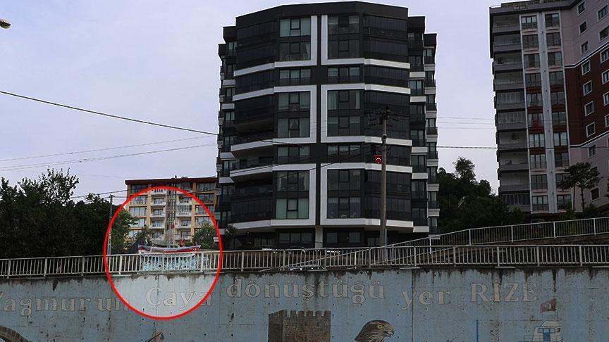 Karadeniz aklı yine iş başında! 38 yıllık kayığını evine taşıdı: 'Bu sitenin adresini herkes bilir'