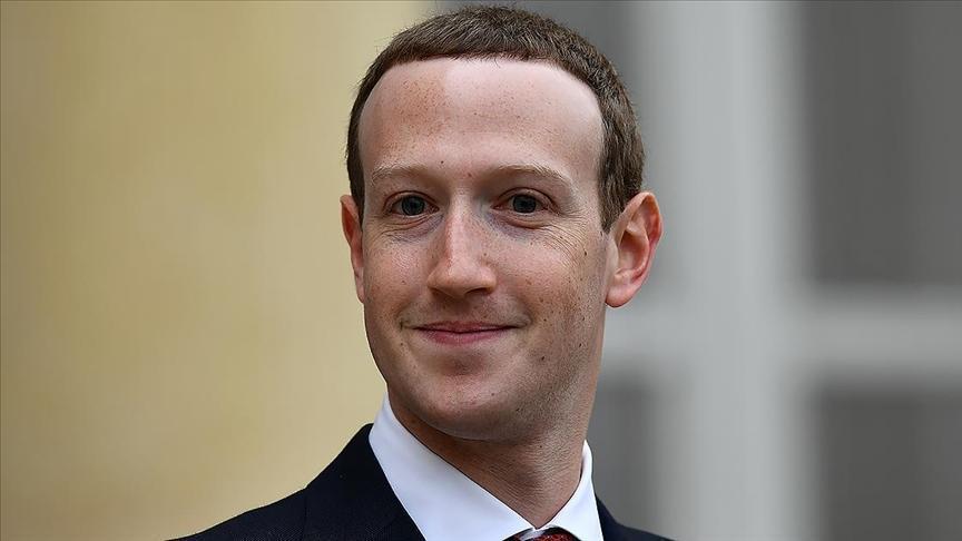 Mark Zuckerberg: Akıllı telefonlar artık miadını doldurdu