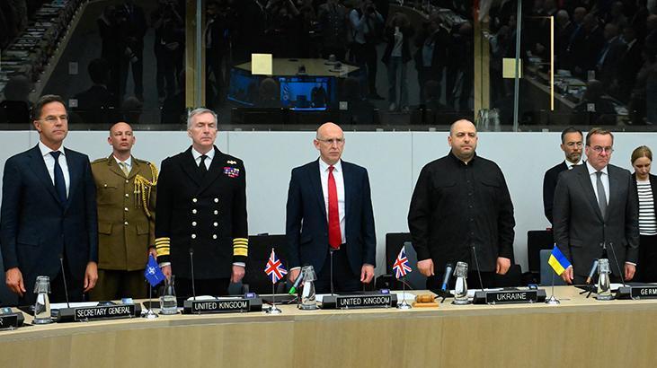 NATO Savunma Bakanları Brüksel'de toplandı