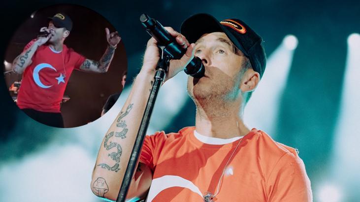 OneRepublic solisti Ryan Tedder, İstanbul konserinde Türk bayraklı tişört giydi