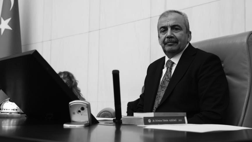 Sırrı Süreyya Önder'e veda