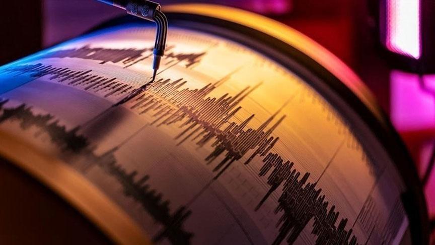 SON DAKİKA DEPREM HABERİ: İstanbul açıklarında 3.4 büyüklüğünde deprem