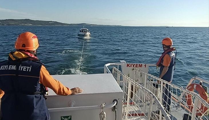 Sürüklenen tekne Çanakkale Marina'ya yanaştırıldı